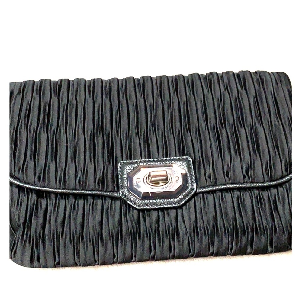 Coach wristlet, clutch